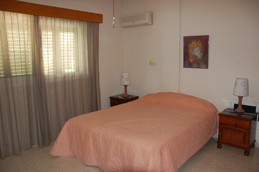Villa Chrysanthia Polis Habitación foto