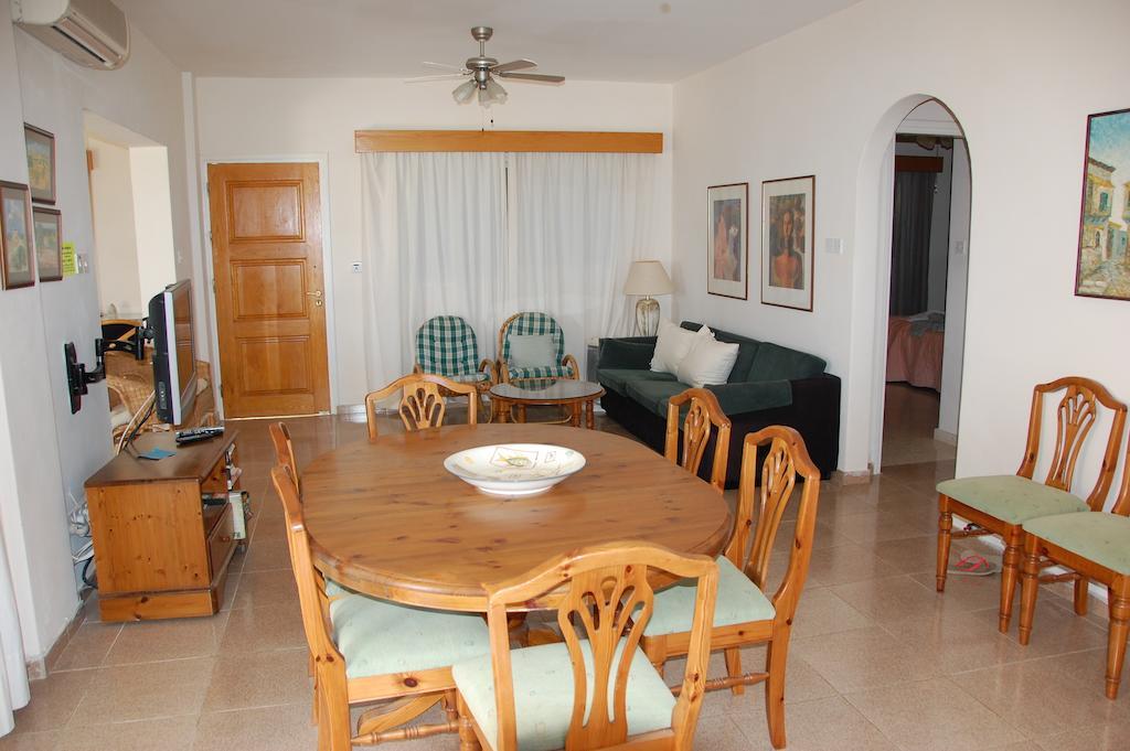 Villa Chrysanthia Polis Habitación foto