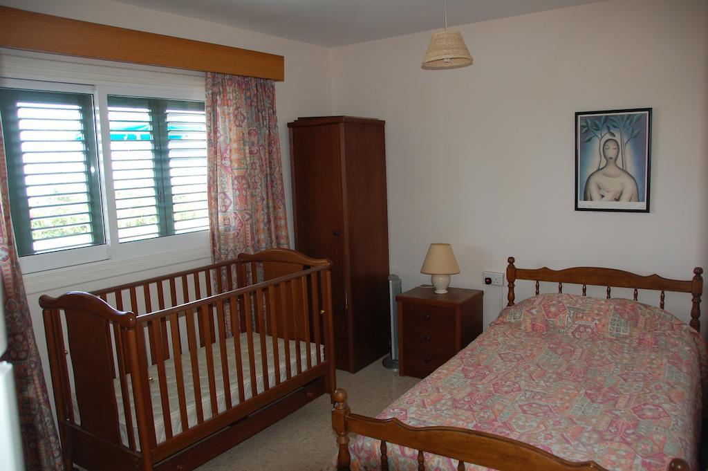 Villa Chrysanthia Polis Habitación foto
